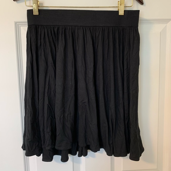 Express Black Flowy Skirt - Picture 1 of 2